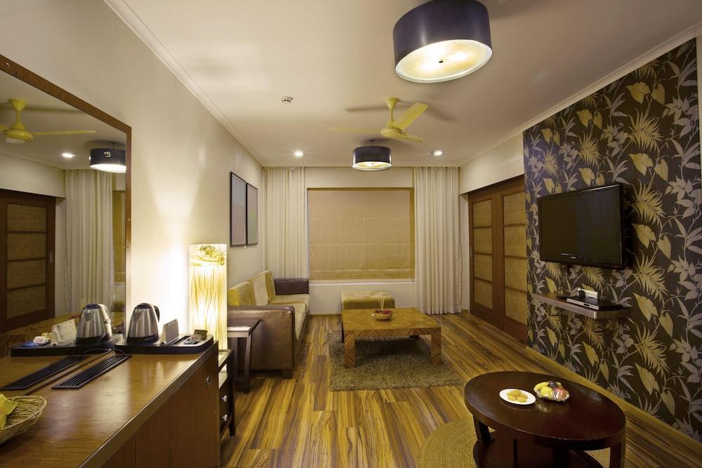 Hotel The Hq à Vāsco Da Gāma Extérieur photo